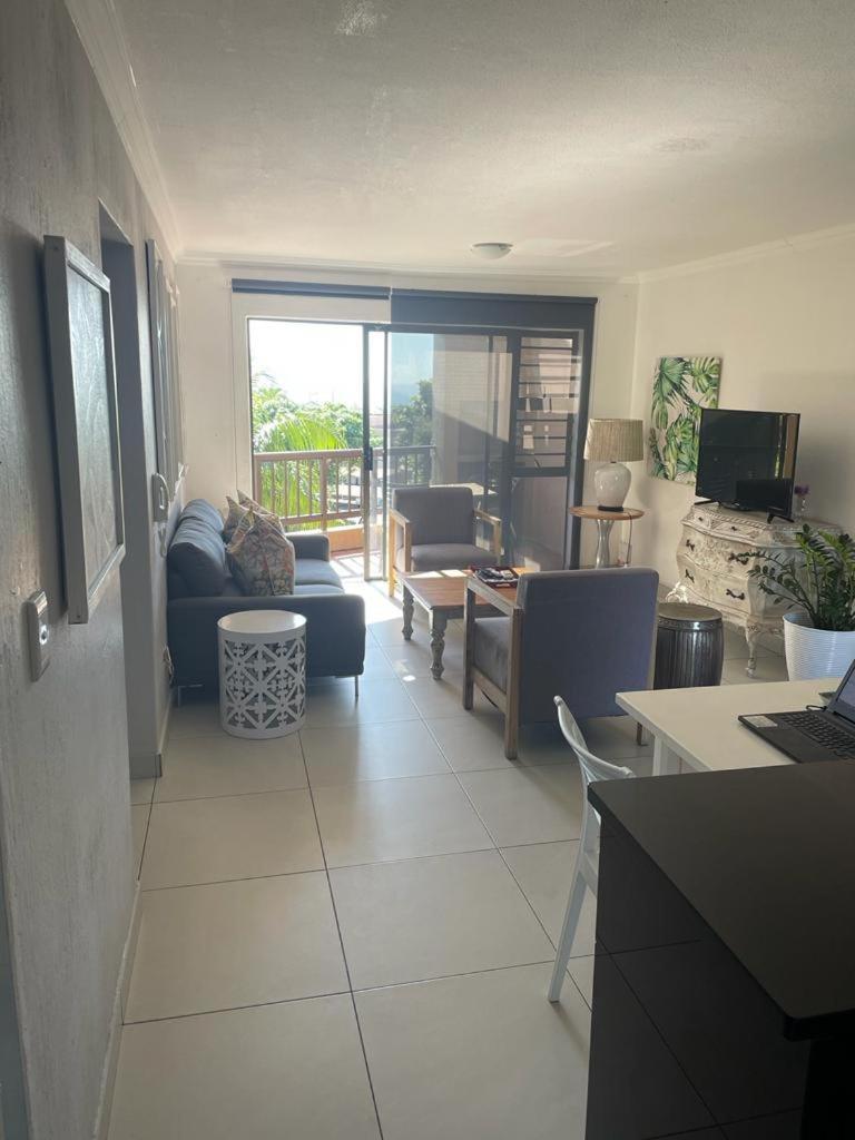 Seaside Serenity Apartment