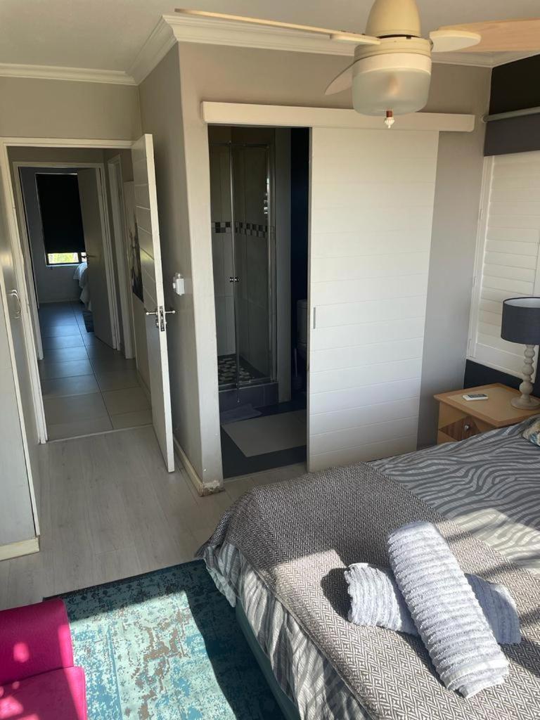 Seaside Serenity Apartment
